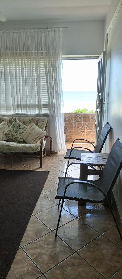 Breezy Seaview- On The Beach Amanzimtoti Buitenkant foto